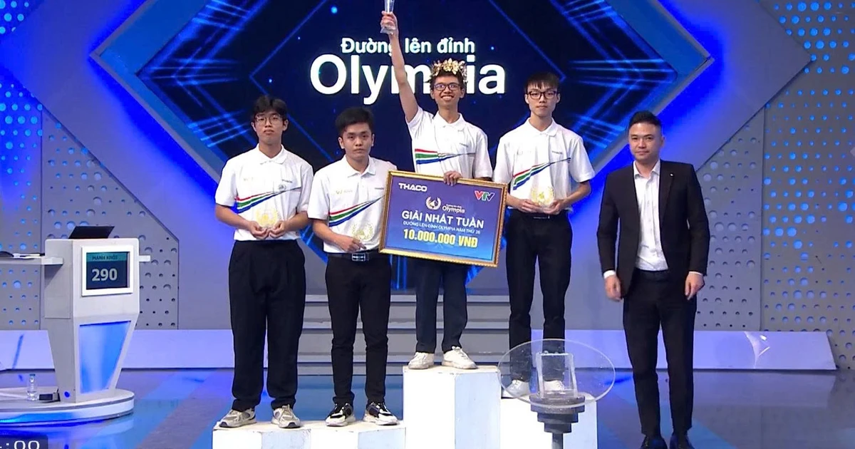 Olympia 26: Nam sinh Hà Nội bứt phá ngoạn mục, giành vòng nguyệt quế Tuần