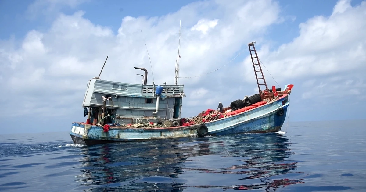Truy đuổi, ngăn tàu cá nghi vi phạm IUU trên biển Tây Nam