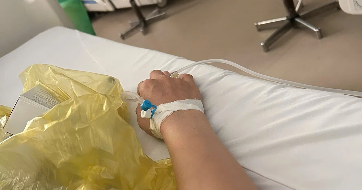 43 người nhập viện sau khi ăn bánh kem cùng một cửa hàng