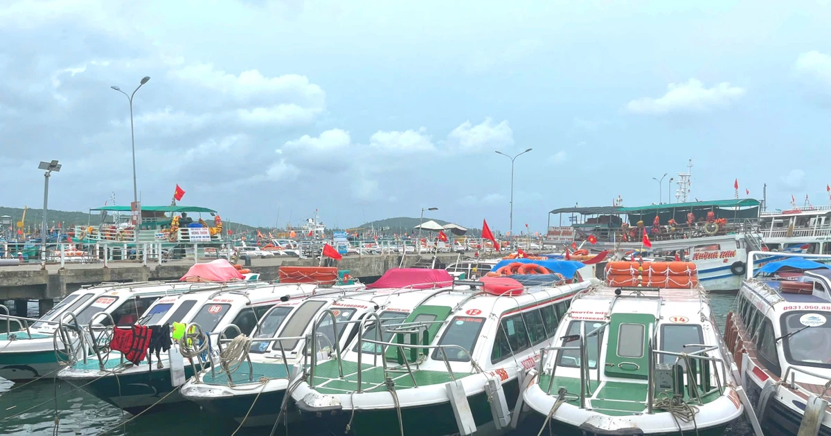 Nhiều ca nô, tàu du lịch ở Phú Quốc tạm dừng hoạt động