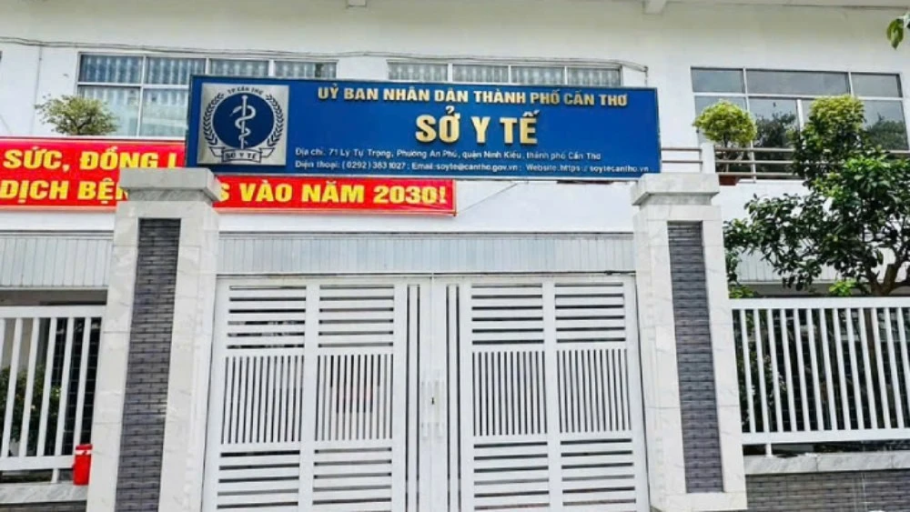 Chủ tịch UBND TP. Cần Thơ phê bình lãnh đạo Sở Y tế