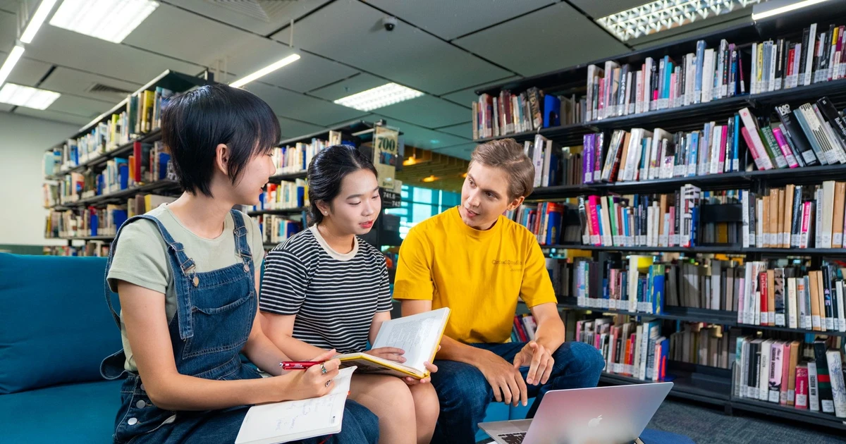 Tri thức vượt biên giới và khuôn mẫu: Giáo dục của tương lai