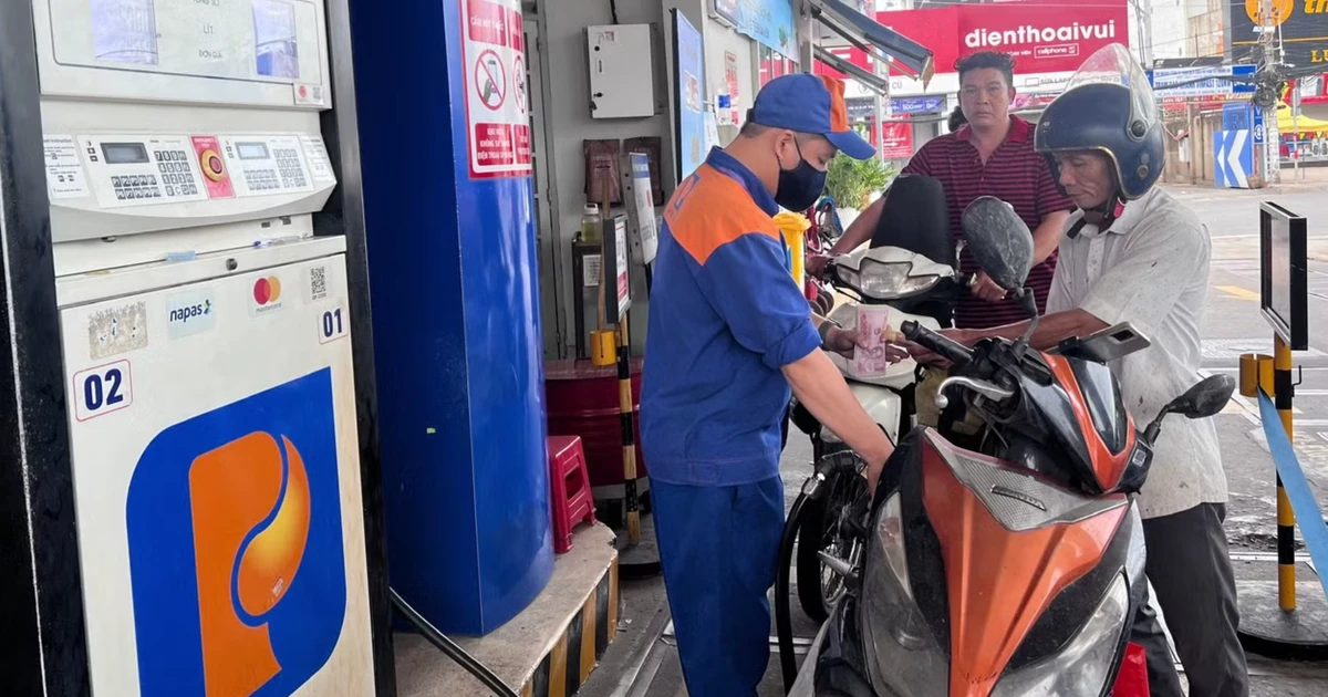 Phó Thủ tướng nói về xăng E10: 'Quyền lợi của người tiêu dùng là quan trọng nhất'