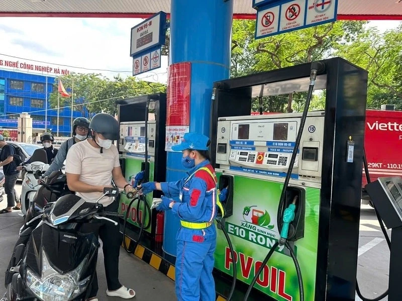 Chuyển đổi xăng E10 phải hướng tới 'tạo điều kiện tốt nhất cho người dân'