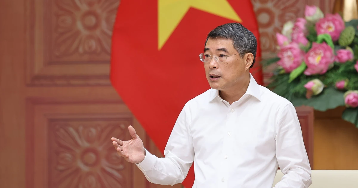 Thủ tướng chỉ đạo về nâng ngưỡng doanh thu hộ kinh doanh không phải nộp thuế lên 1 tỷ đồng