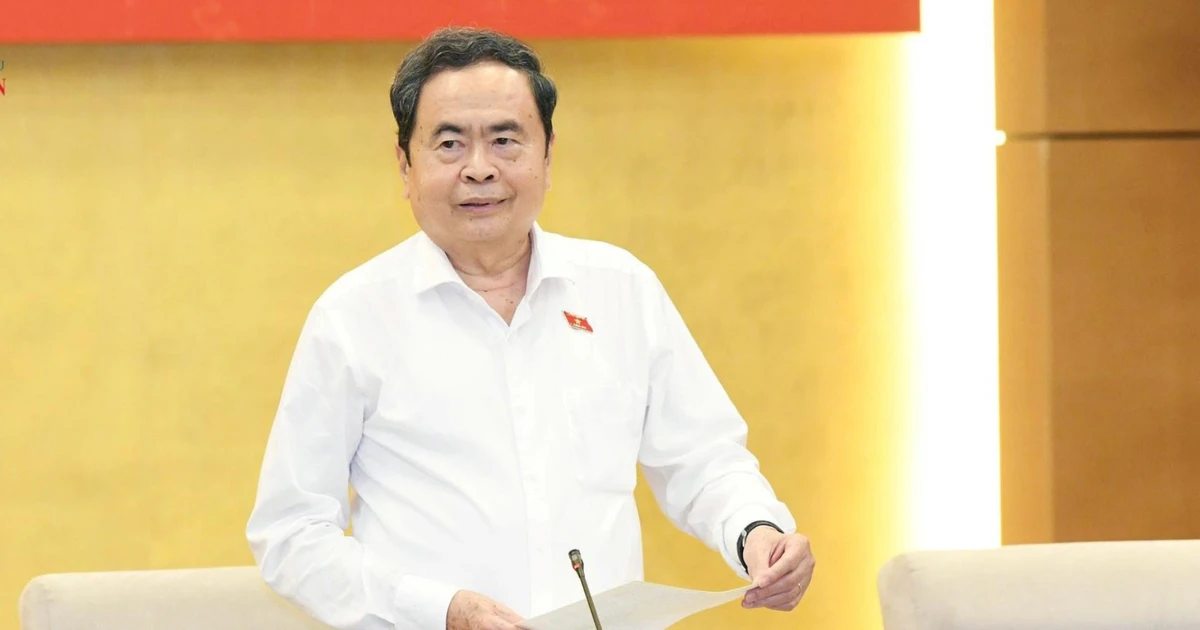 Chủ tịch Quốc hội: Phân quyền cho đô thị đặc biệt trong xây dựng thể chế