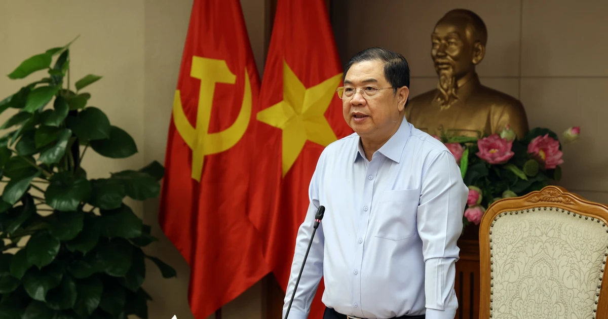 Kiện toàn bộ máy tham mưu, giúp việc của Đảng ủy Chính phủ theo hướng tinh gọn, hiệu lực, hiệu quả