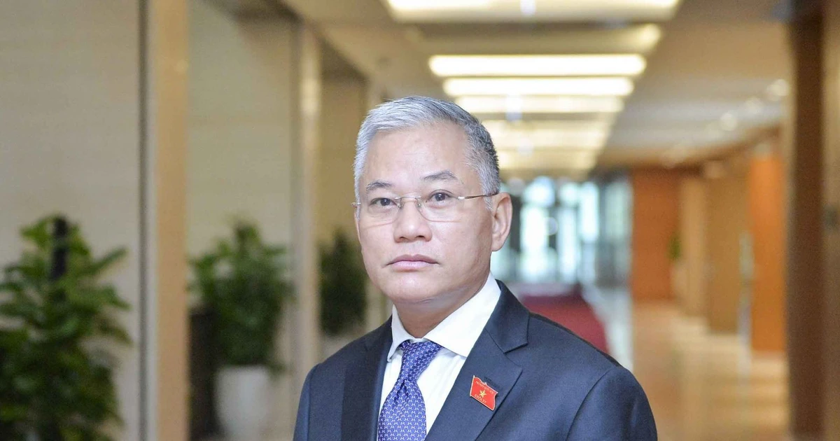 Bổ nhiệm ông Đôn Tuấn Phong giữ chức Phó Chủ nhiệm Văn phòng Chính phủ