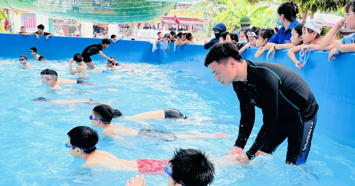 Thủ tướng yêu cầu tăng cường phòng, chống đuối nước cho trẻ em và học sinh