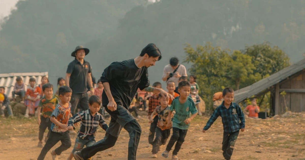 Hành trình "Nuôi Em" của Đen Vâu: Trích gần 2 tỷ từ doanh thu "Nấu Ăn Cho Em"