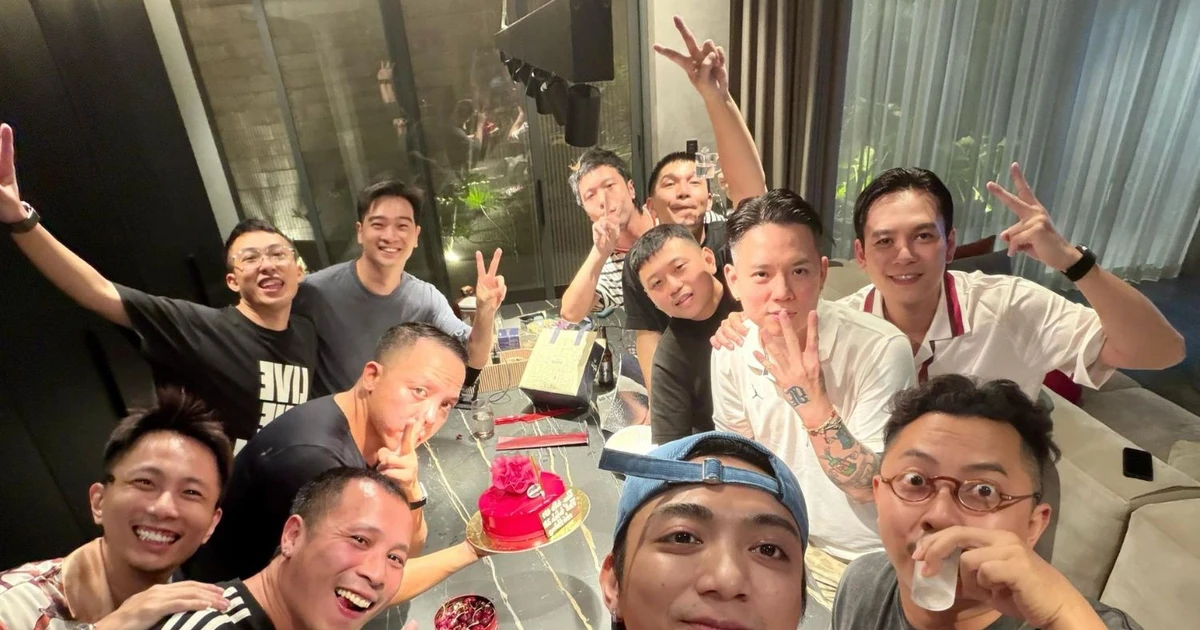 Hậu chia tay Tóc Tiên, Touliver đón sinh nhật độc thân cùng tổ đội SpaceSpeakers