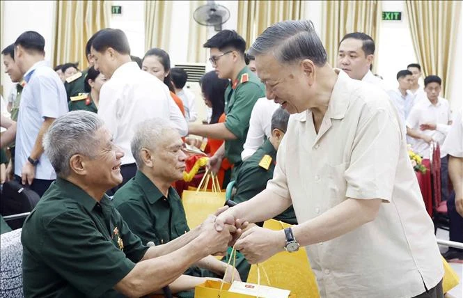 Tổng Bí thư, Chủ tịch nước Tô Lâm thăm Trung tâm Điều dưỡng thương binh Thuận Thành