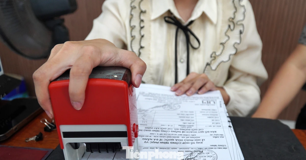 Đà Nẵng chấn chỉnh tình trạng yêu cầu nộp bản sao chứng thực