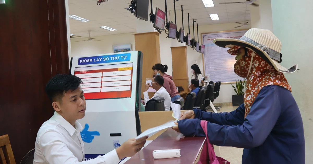 'Tấm vé' cuối vào công chức cho 9 trường hợp bị lỡ suất ở Đắk Lắk