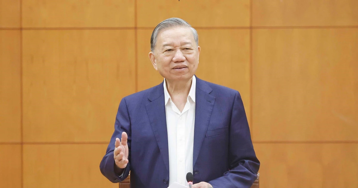 Tổng Bí thư: Khắc phục tình trạng ‘thừa người quen việc cũ nhưng thiếu người làm việc mới’