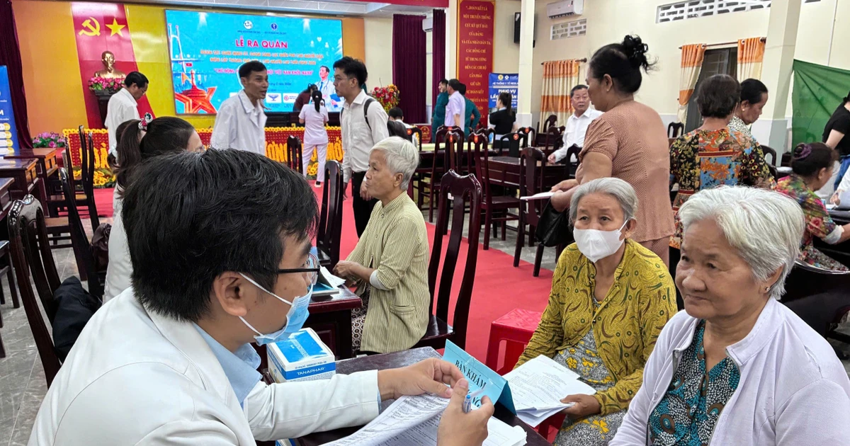 Cần Thơ bắt đầu khám sức khỏe miễn phí cho người dân
