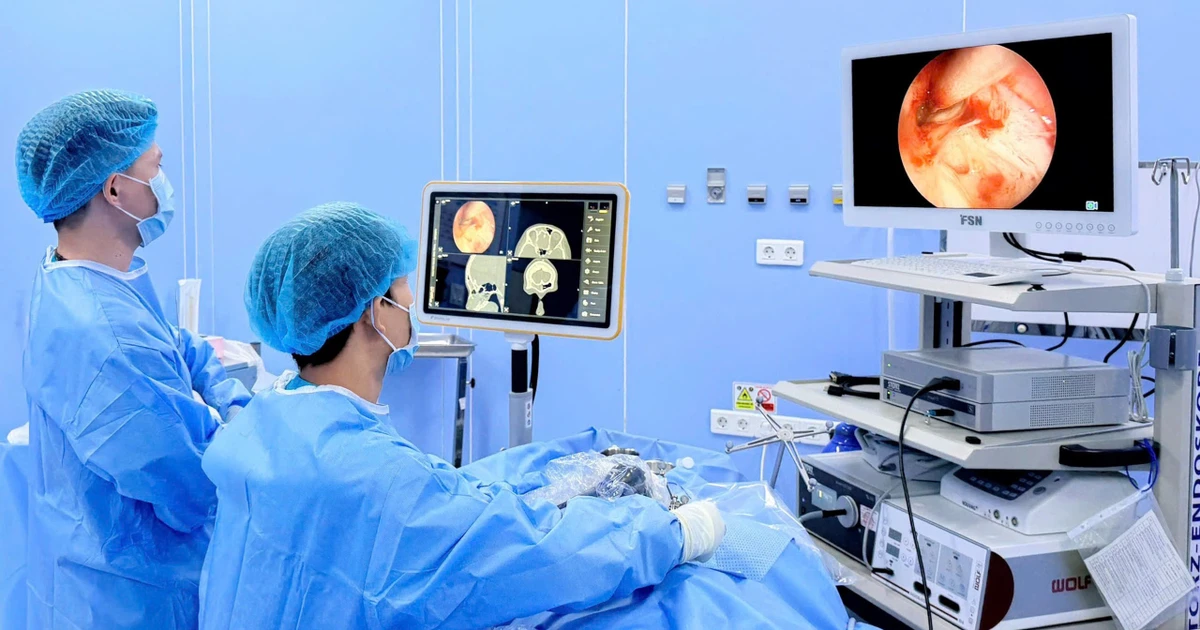 Đau đầu, mờ mắt ở người trẻ coi chừng bệnh lý nguy hiểm