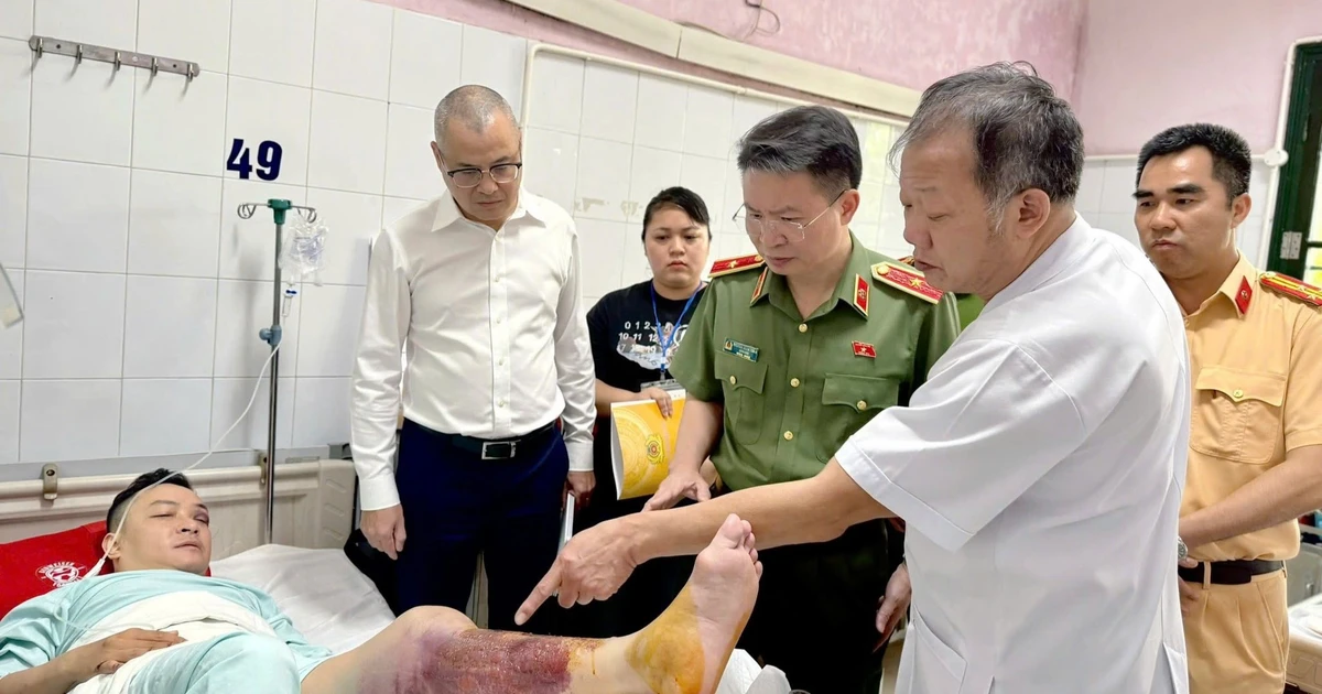 Tạm giữ hình sự đối tượng say rượu tông trọng thương CSGT ở Phú Thọ
