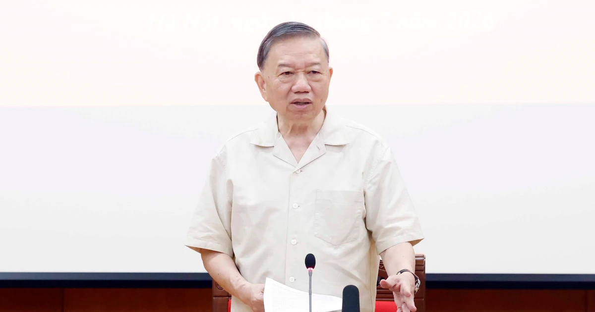 Bộ Chính trị yêu cầu tăng cường kỷ luật phát ngôn, văn hoá ứng xử của cán bộ, đảng viên trên không gian mạng