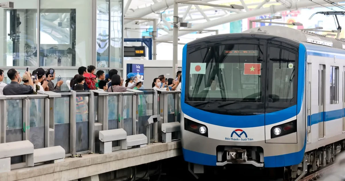 Metro tăng chuyến, miễn phí 100% phục vụ người dân TPHCM xem pháo hoa ngày 2/7