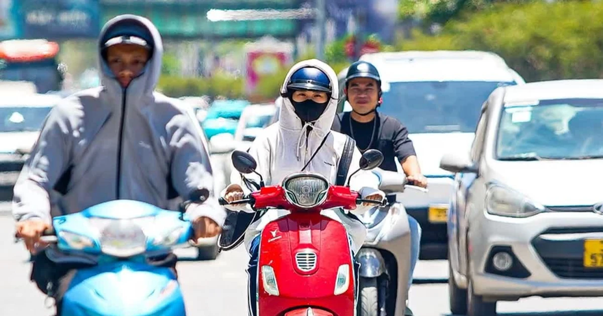 Miền Bắc, miền Trung nắng nóng như đổ lửa