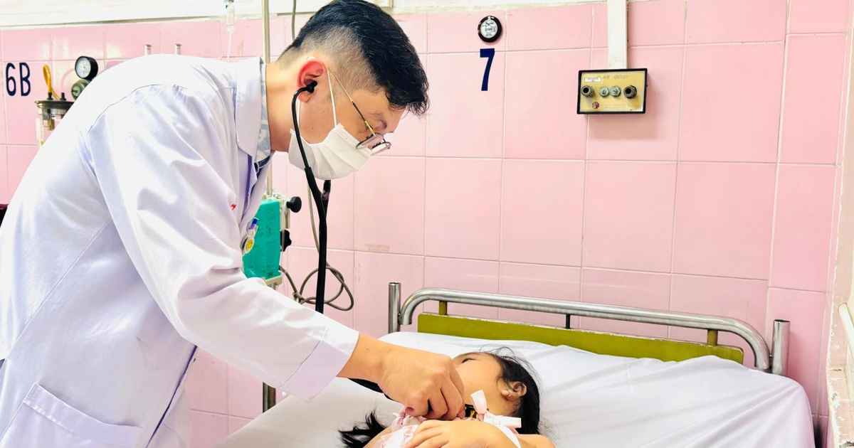 Công bố kết luận vụ ngộ độc khiến gần 200 học sinh nhập viện ở TPHCM