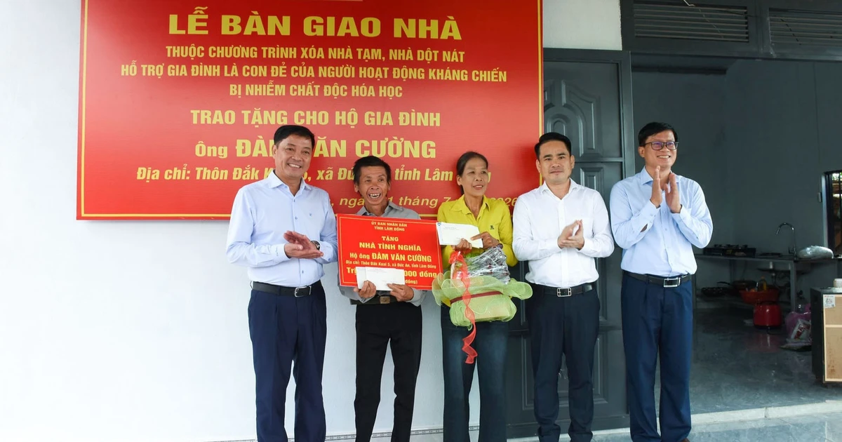 Lâm Đồng trao nhà mới cho gia đình nạn nhân nhiễm chất độc hóa học