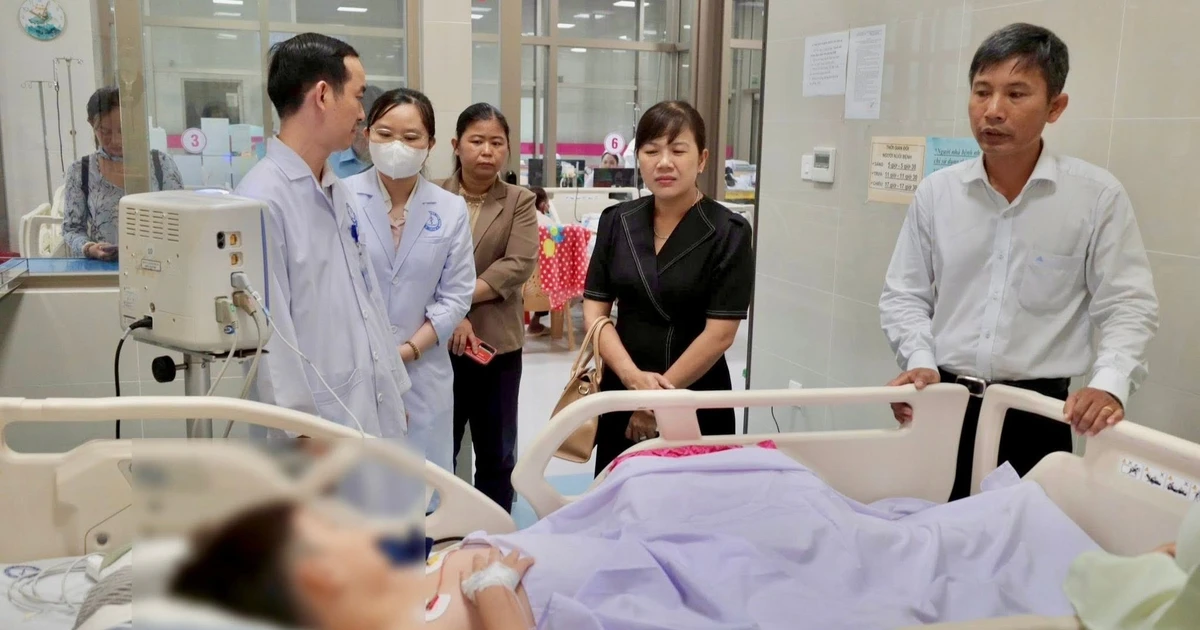 Số ca nhập viện sau ăn bánh mì tại Đồng Tháp tăng lên 303 người