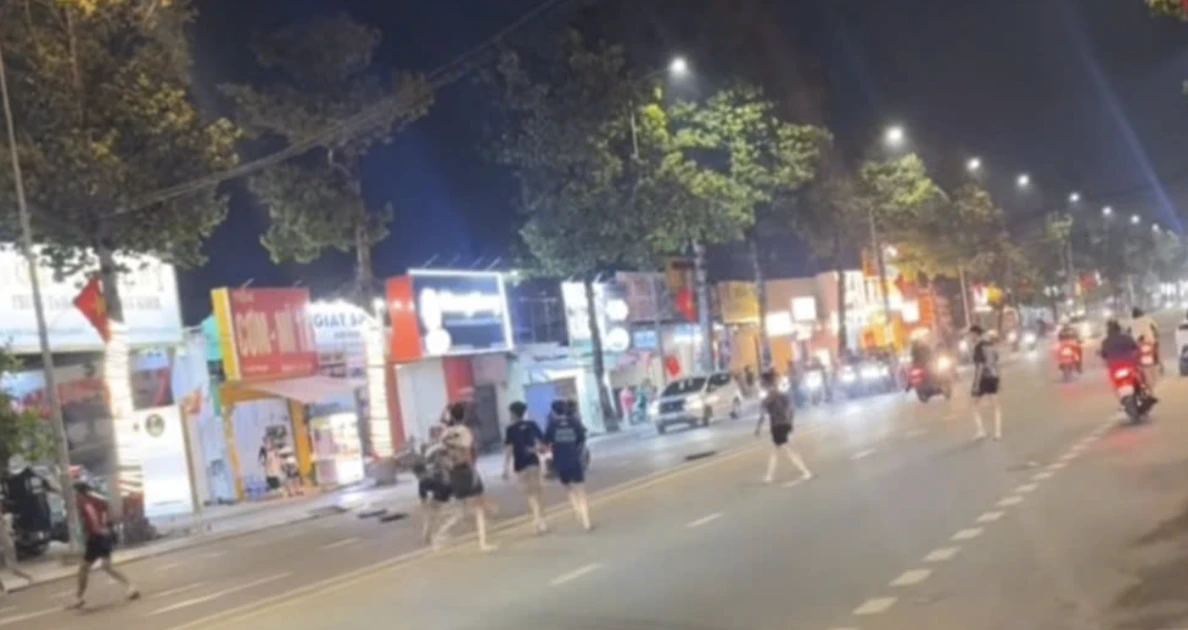 [Clip] Xác minh vụ ẩu đả gây náo loạn đường phố ở Đồng Nai