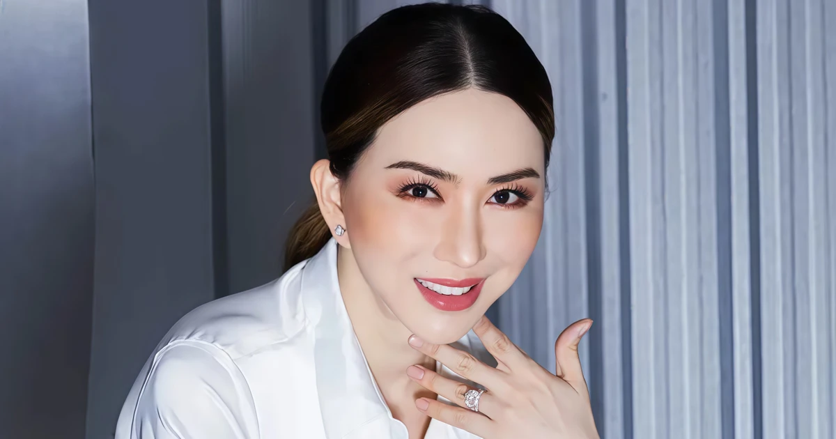 Nữ tỷ phú Hoa hậu Hoàn vũ tẩu tán tài sản