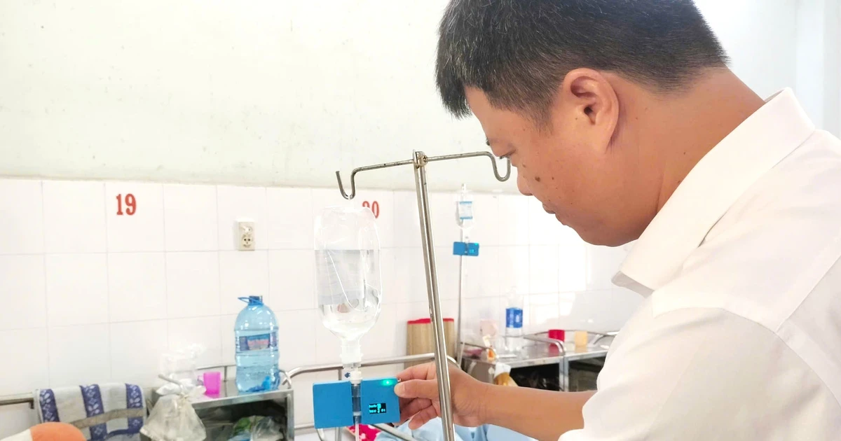 Máy đếm số giọt dịch truyền ‘made in Cà Mau’ giá rẻ, giảm áp lực cho điều dưỡng