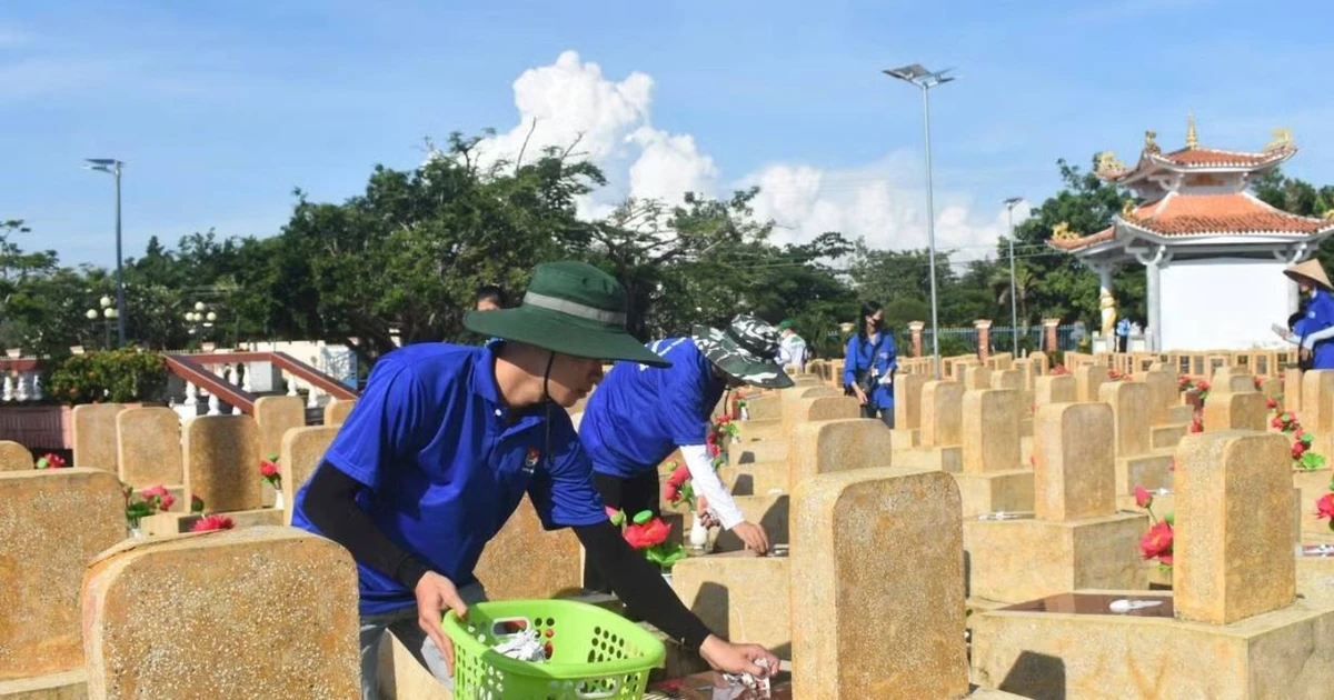 Cà Mau đầu tư nâng cấp mộ liệt sĩ an táng tại đất gia đình
