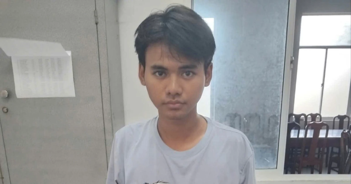 Cháu nội rủ bạn về phá cửa trộm sạch vàng và tiền của bà