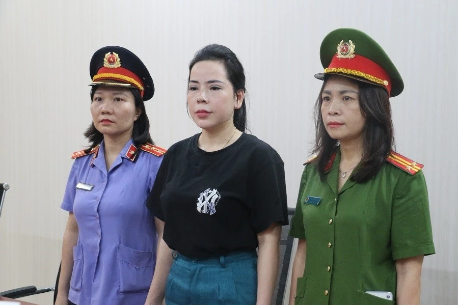 Bắt đối tượng giả danh khám bệnh miễn phí để bán 'thuốc đặc trị' giá cao