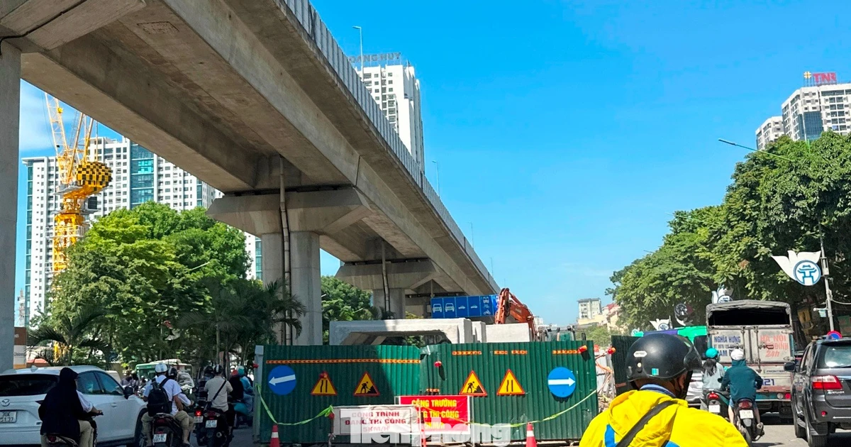Hà Nội: Vì sao chưa dẹp bỏ hàng rào thi công trên đường Nguyễn Trãi dù đến hạn?