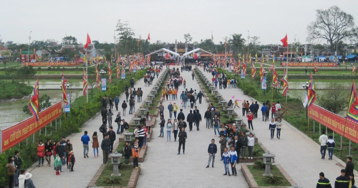 Lễ hội đền Trần ở Hưng Yên năm 2026 có gì đặc sắc?