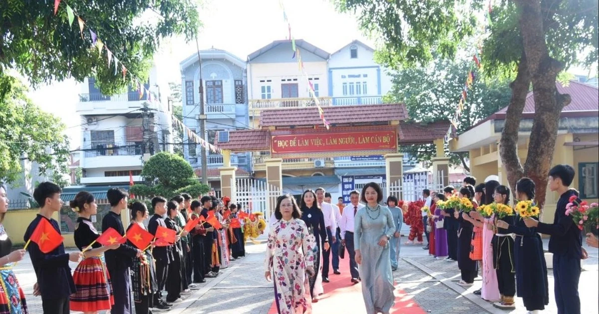 Lạng Sơn sẽ giảm 288 trường công lập, hơn 400 cán bộ giáo dục