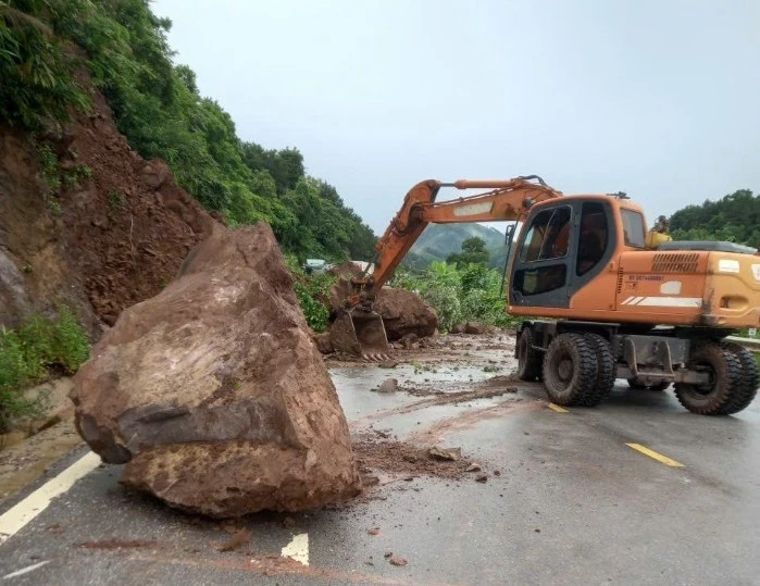 Sau sạt lở, các tuyến quốc lộ Lạng Sơn đi Cao Bằng, Quảng Ninh ra sao?