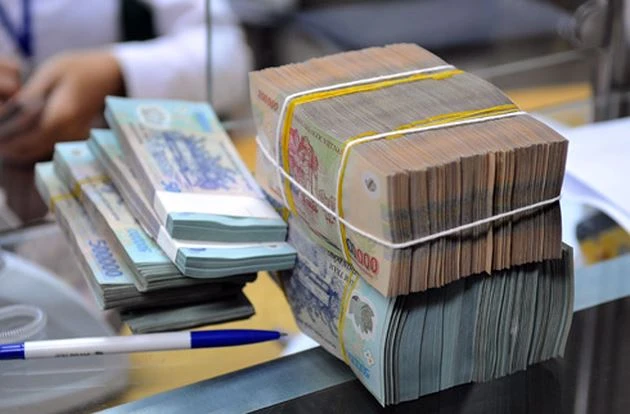 Nhóm Big 4 cũng ồ ạt tăng lãi suất huy động, chuyện gì đang xảy ra?