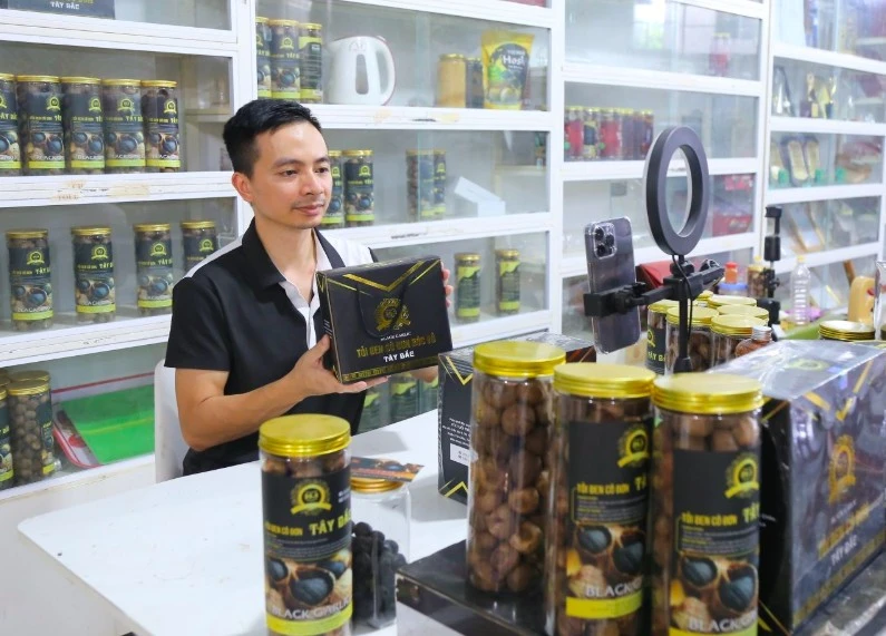 Chàng trai truyền cảm hứng khởi nghiệp từ chính nông sản quê hương