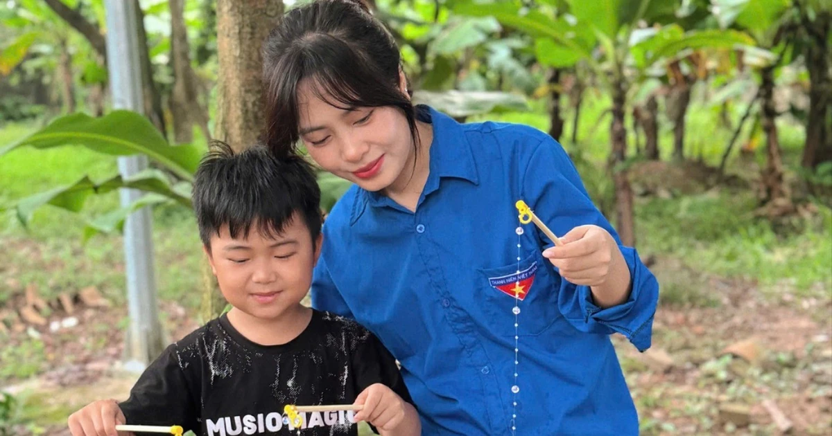 Mang Trung thu đến với trẻ ngoại thành Hà Nội