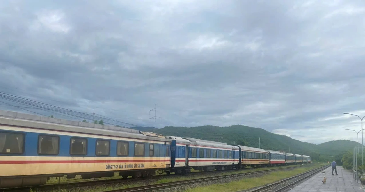 Dừng chạy nhiều đoàn tàu Bắc - Nam