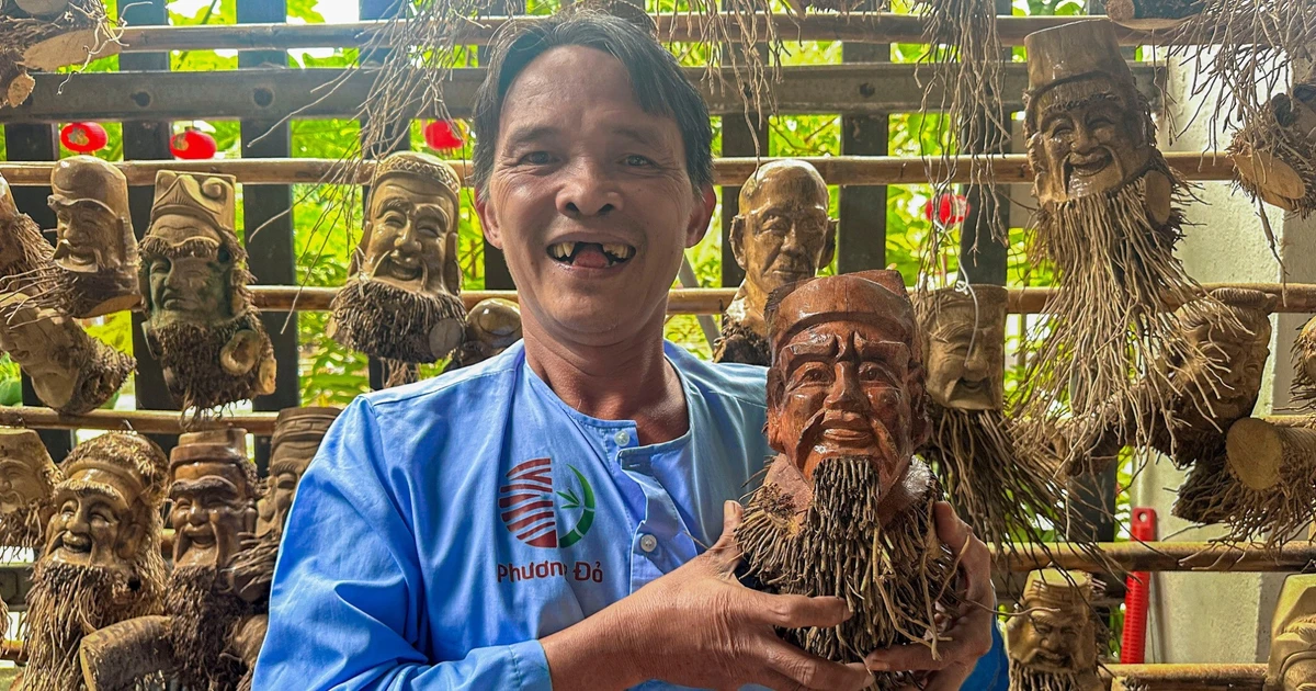 Người đàn ông 'hồi sinh' gốc tre bỏ đi thành tác phẩm nghệ thuật