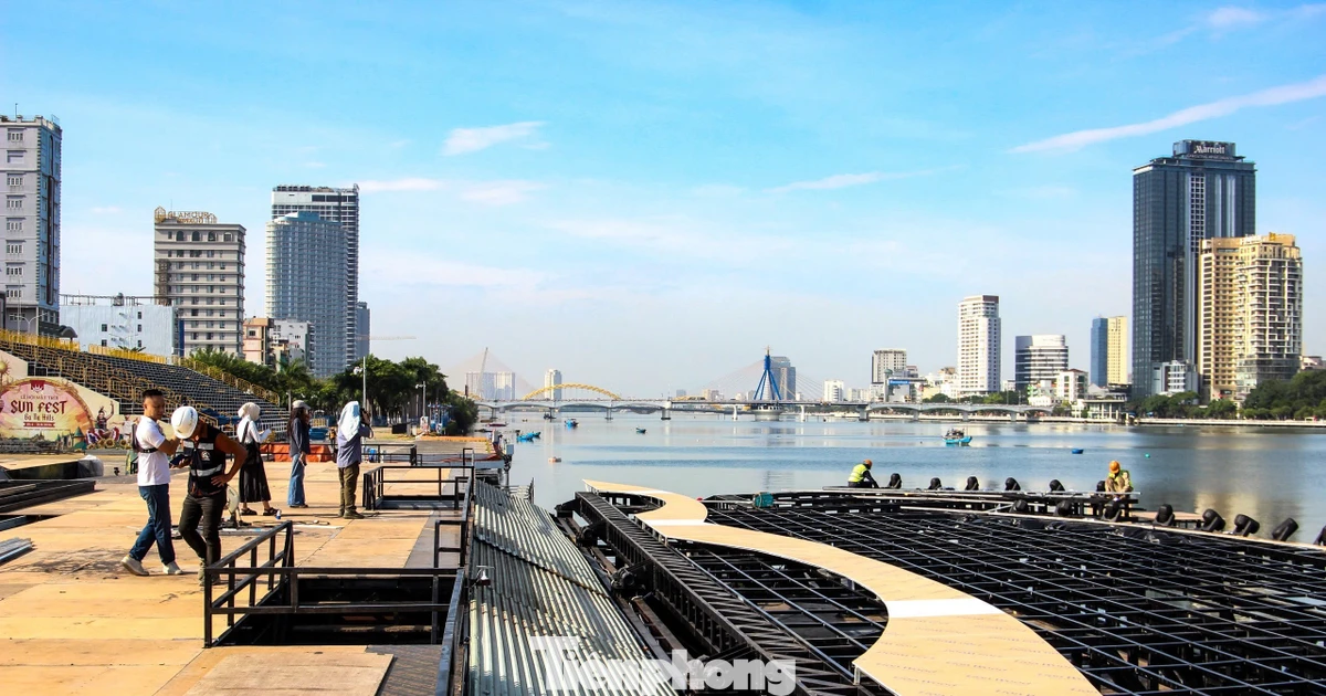 Khán đài xem pháo hoa Đà Nẵng 'khủng' cỡ nào?