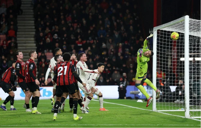 HIGHLIGHTS Liverpool 2-3 Bournemouth: Nguy cơ bật khỏi top 4