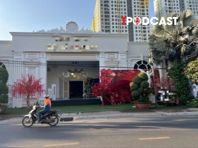 NÓNG 2/2: Xác định nguyên nhân nữ công nhân đang hát trong tiệc tất niên bất ngờ gục xuống, tử vong