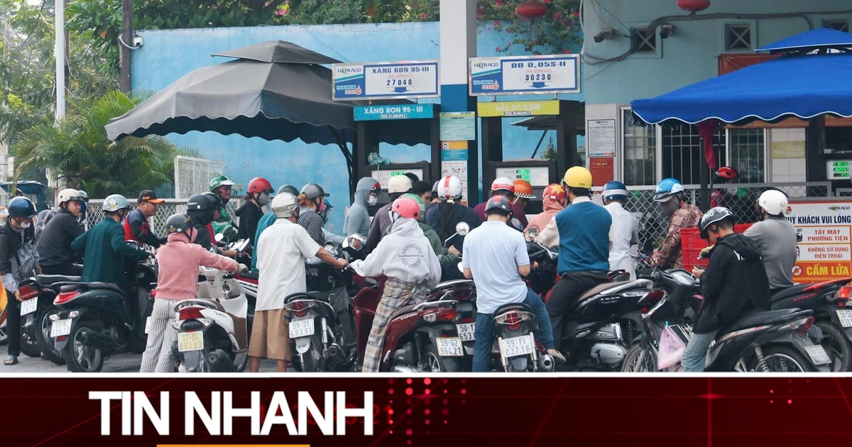 TIN NHANH: Chuyên gia chỉ cách lái xe tiết kiệm nhiên liệu trong bối cảnh giá xăng dầu tăng cao