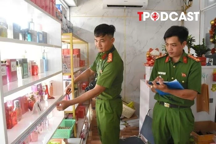 NÓNG 8/5: Bất ngờ lời khai của chủ cơ sở 'chế biến' kem trộn, thuốc giảm cân dỏm