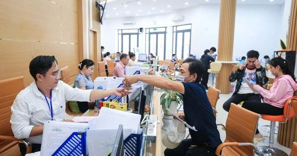 Khi lương cơ sở tăng lên 2,53 triệu đồng/tháng, những ai được hưởng?