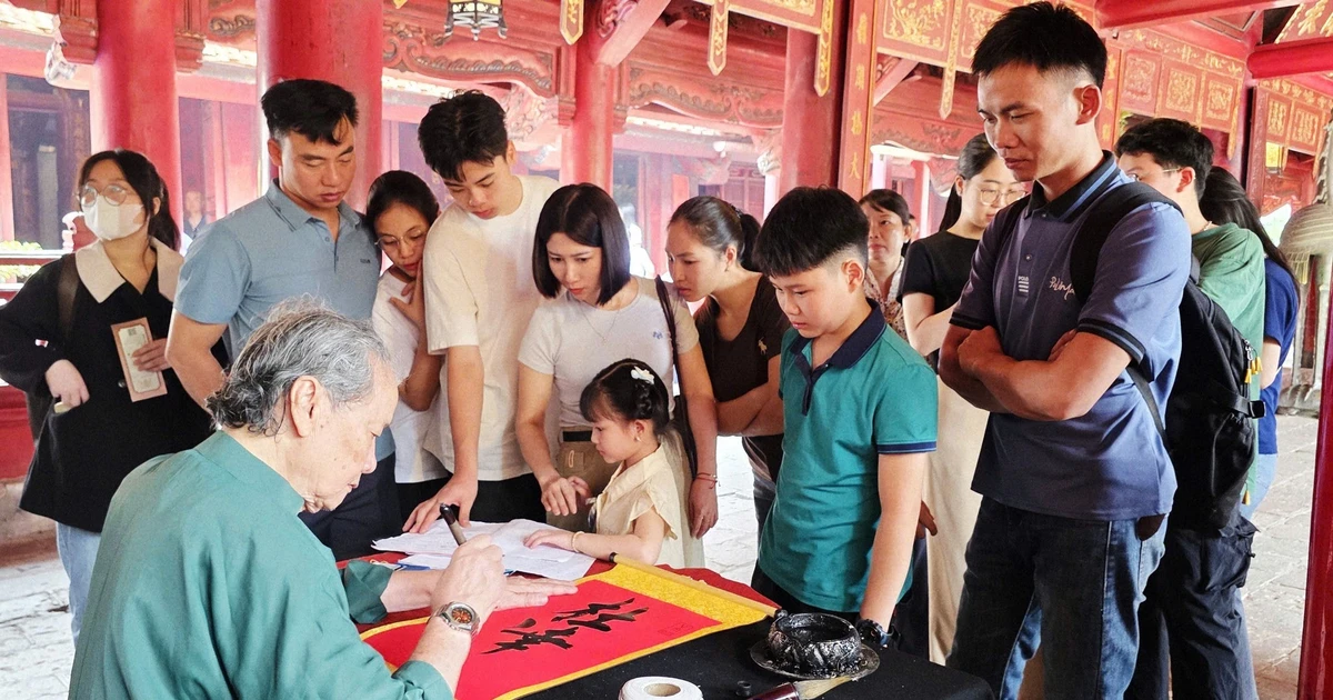 Nên đi đâu, xem gì trong 4 ngày nghỉ 30/4-1/5